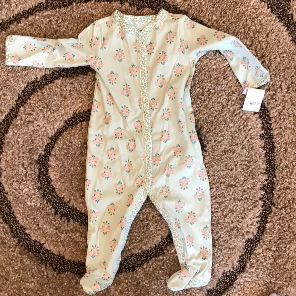 Carter’s bundle - Picture 3 of 3